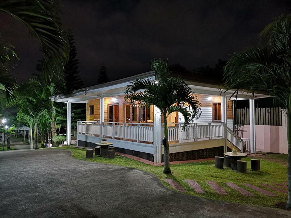 Casa De Miguelitos Hotell Tagaytay City Eksteriør bilde