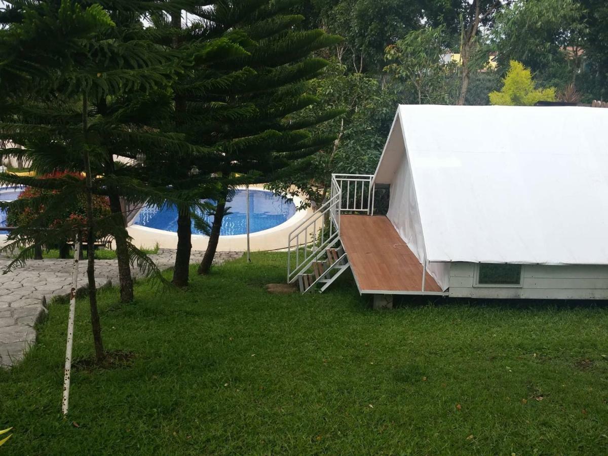 Casa De Miguelitos Hotell Tagaytay City Eksteriør bilde
